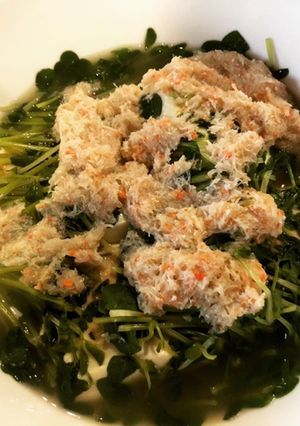 やさしい中華★カニ、豆苗の豆腐レンジ蒸し-レシピのメイン写真