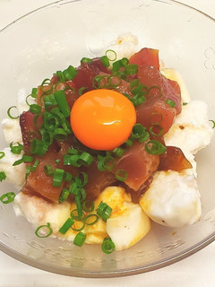 マグロの中華風ゴロゴロ山掛け…(笑)-レシピのメイン写真