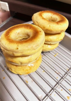 リッチクリームフロマージュで苺焼ドーナツ-レシピのメイン写真