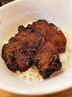 豚の蒲焼き 簡単栄養ランチ☆蒲焼き豚丼 by ハイライフポーク