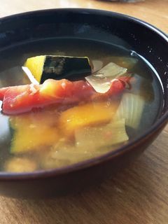 カボチャとトマトのお味噌汁-レシピのメイン写真