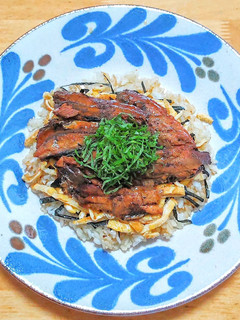イワシの蒲焼き缶でチャーハン-レシピのメイン写真