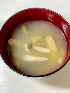 なす しめじ 油揚げの味噌汁^^-レシピのメイン写真