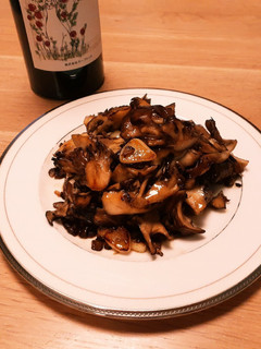 ワインに合う♪黒舞茸のにんにくバター醤油-レシピのメイン写真