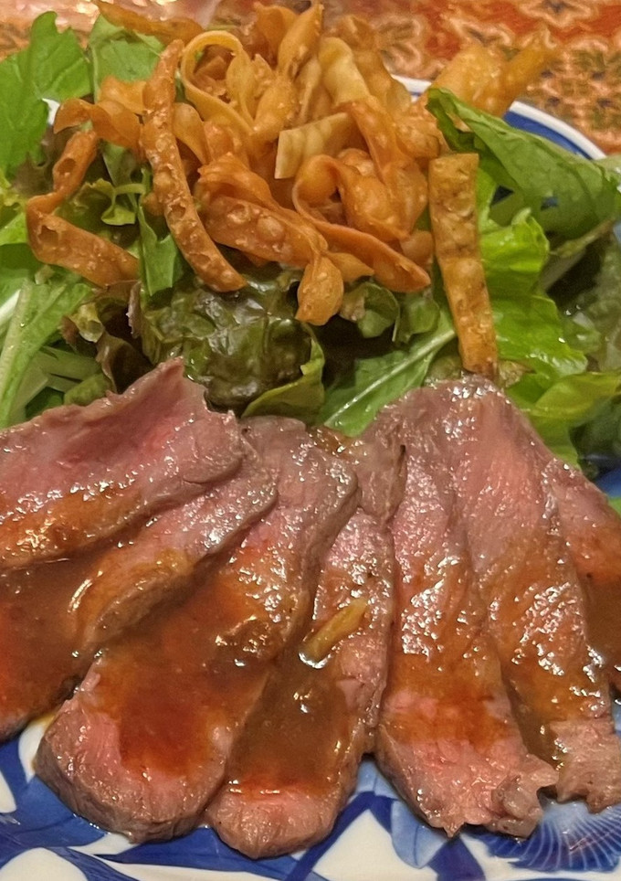 ローストビーフ　炊飯器を使った低温調理　-レシピのメイン写真