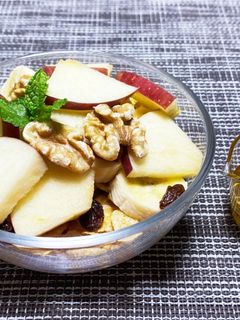コーンフレークとヨーグルトの朝食-レシピのメイン写真