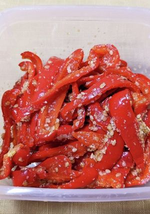 赤ピーマンの胡麻あえ-レシピのメイン写真