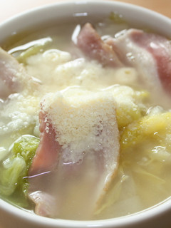 スープがおいしい❤白菜とベーコン煮-レシピのメイン写真