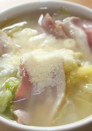 スープがおいしい❤白菜とベーコン煮-レシピのメイン写真