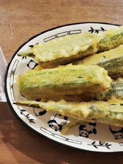 育だちすぎたオクラは《天ぷらに☆》-レシピのメイン写真