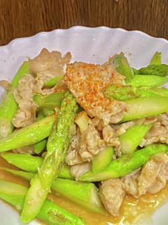 アスパラガスと豚バラ肉のニンニク炒め-レシピのメイン写真