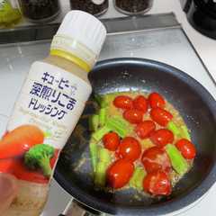 รูปของ ズボラ●超時短、余った野菜、野菜ドレ炒め