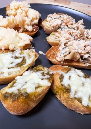 カリカリフランスパン☆3種類ブルスケッタ-レシピのメイン写真