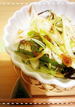某居酒屋さんのネギ塩昆布おかか和え-レシピのメイン写真