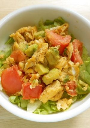 【バランス】アボカド入りトマト丼-レシピのメイン写真