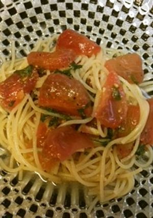 夏の定番トマト冷製パスタ-レシピのメイン写真