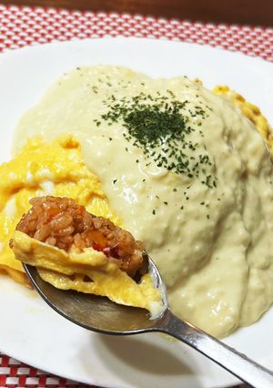 米粉のホワイトソースでオムライス-レシピのメイン写真