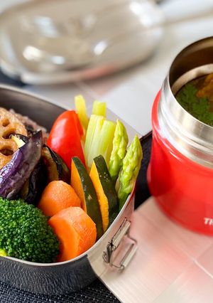 85℃ 無水トマトチキンカレー弁当-レシピのメイン写真