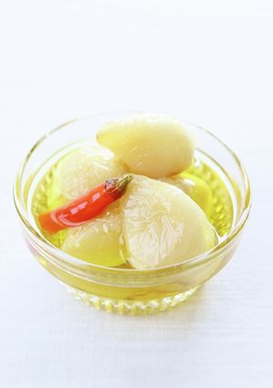 ゆっくり煮て【ガーリックコンフィ】-レシピのメイン写真
