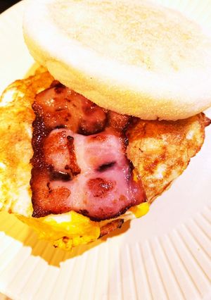 簡単ごはん♪ハムエッグベーコントースト-レシピのメイン写真