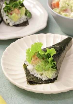 アボカドとサーモンのタルタル手巻き寿司-レシピのメイン写真