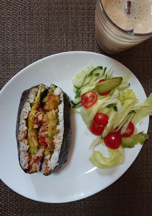タコライスでおにぎりらず-レシピのメイン写真