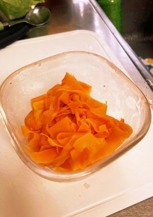 ヒラヒラにんじんピクルス*お弁当の隙間に-レシピのメイン写真