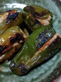 丸ごとピーマンの肉詰め【ズボラレシピ】-レシピのメイン写真