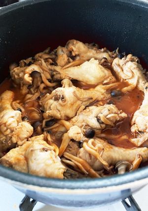 手羽元とキノコのケチャップ煮-レシピのメイン写真