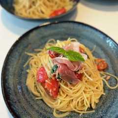 รูปของ つめたい麺　トマトとバジルの冷製パスタ☆