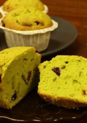 ピスタチオとクランベリーのマフィン-レシピのメイン写真