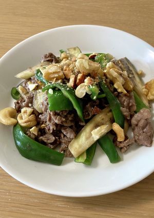 牛肉とナッツ野菜炒め-レシピのメイン写真