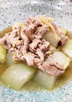 麺つゆ！旬の夕顔と豚肉のとろとろ煮-レシピのメイン写真