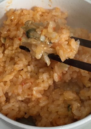 千焼蝦仁（エビチリソース）炊き込みご飯-レシピのメイン写真