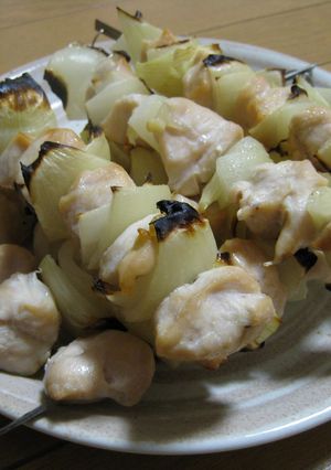 ふんわり柔らか！ささみと玉ねぎの焼き鳥-レシピのメイン写真