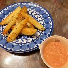 รูปของ 感激の美味しさ！ポテトフライとディップ