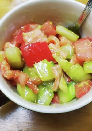 サーモンとコロコロ夏野菜の姜葱醤和え-レシピのメイン写真