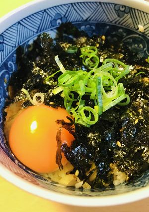 玉かけごはん●甜麺醤と韓国海苔の麦ごはん-レシピのメイン写真