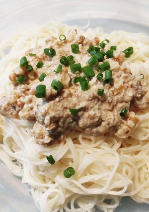 つめたい麺　クルミとゴマダレのそうめん-レシピのメイン写真