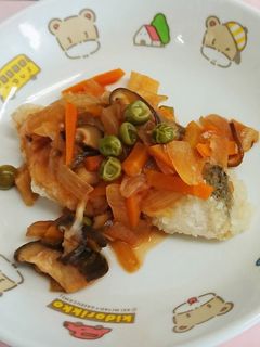 白身魚の甘酢あん(こども園・保育園給食)-レシピのメイン写真