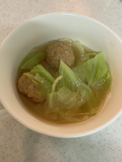 中華風!キャベツと春雨肉団子スープ-レシピのメイン写真