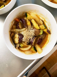 根菜茄子濃厚ピリ辛味噌炒め味温野菜サラダ-レシピのメイン写真