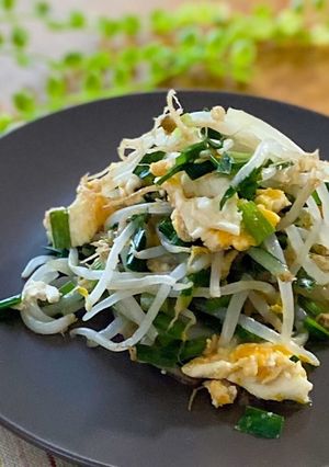 【姜葱醤で】ニラもやし卵炒め-レシピのメイン写真