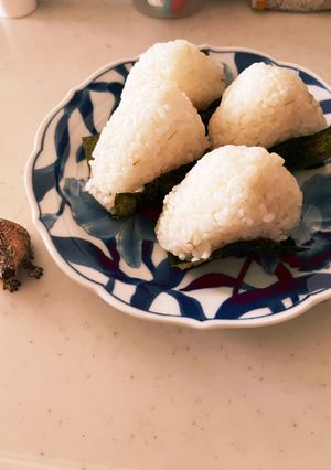 握るだけ塩おにぎり-レシピのメイン写真