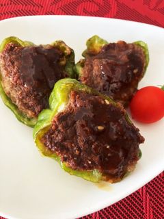 タネ入りピーマンの肉詰め-レシピのメイン写真
