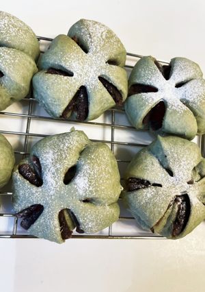 藍入りあんぱん-レシピのメイン写真