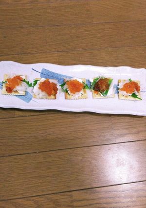 いくらとクリームチーズのカナッペおつまみ-レシピのメイン写真