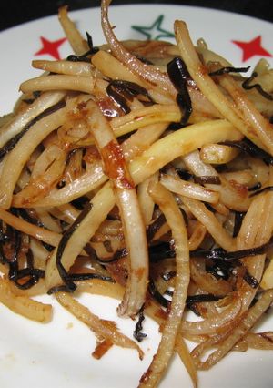 節約♪簡単♪大根の皮の塩昆布炒め-レシピのメイン写真
