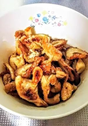 鰻のタレで鶏皮とちくわの美味しい焼き☆-レシピのメイン写真