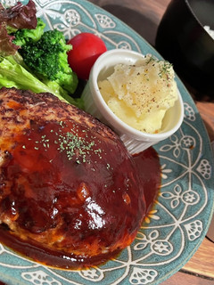 簡単肉汁洪水ハンバーグ-レシピのメイン写真